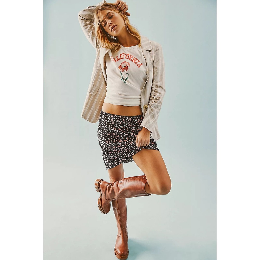 NWT Free People IRL‎ Floral Mini Slip Skirt in Black Size 4